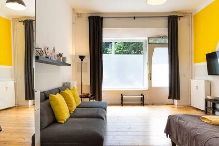 Cosy Apartment Plus Self Checkin Plus Free Street Parking Berlim Exterior foto
